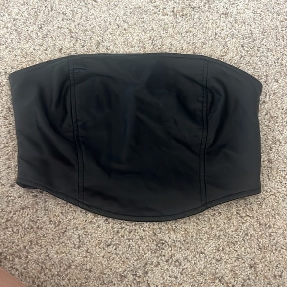 Kendall and Kylie black strapless corset top faux leather - Picture 4 of 5